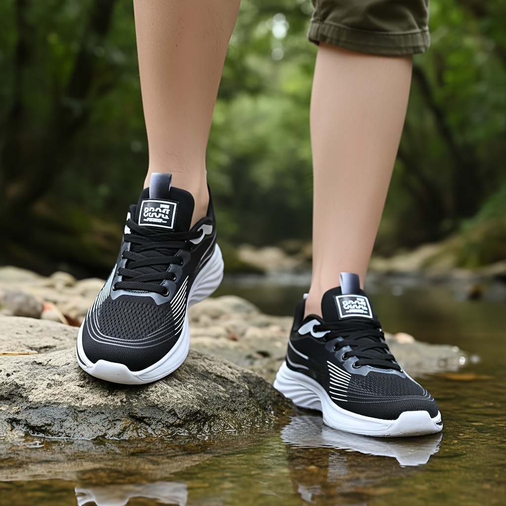 Men's & Women's (Unisex) Lightweight Low-Top Sneakers - Breathable Mesh Running Shoes with EVA Shock-Absorbing Sole, Anti-Slip Wide Toe Box - Plus Size Sneakers Suitable for Training,, Tennis, Walking - Spring/Autumn Casual Wear