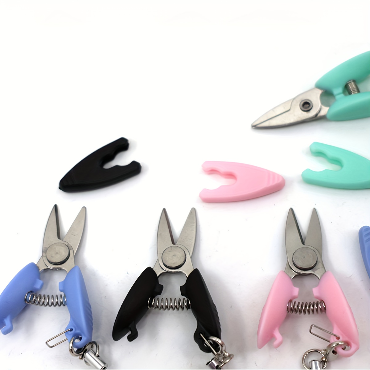 

1pc Mini Pocket Scissors, Metal Office , Stitch Thread Trimmer, No Battery Needed, Assorted Colors (white, Black, Pink, Blue, Green)