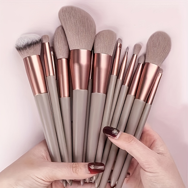 

Set - Synthetic Bristles For Application, Includes Blush, Foundation, Eye & - For Beginners To , &