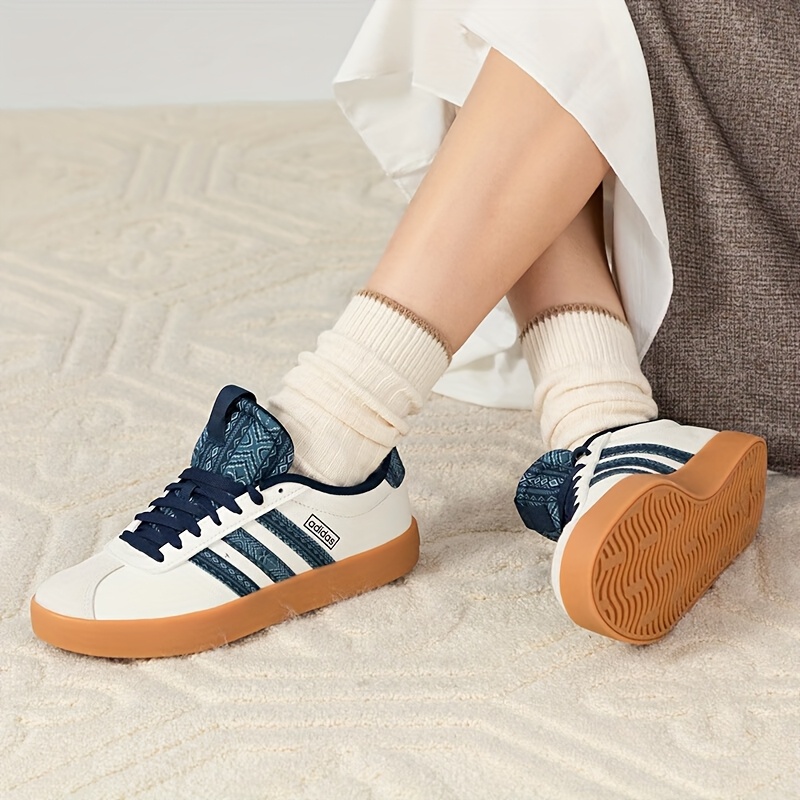 adidas gazelle silver green womens adidas VL COURT 3.0 K SNEAKER
