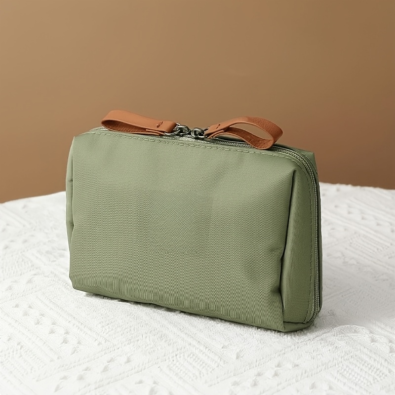TEMU -bag Organizer Pouch, 1pc Multifunctional Storage Bag, Portable Travel Makeup Bag, Toiletry Organizer Pouch With Heart , Made Of Nylon Material,