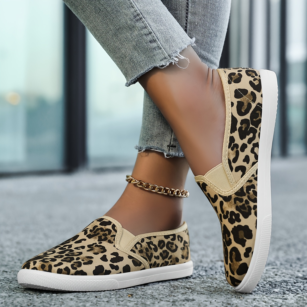 Women's Leopard Print Slip-On Loafers Lightweight, Breathable,  Comfortable, Non-Slip Walking Shoes for Shopping, Work Casual Wear,  Casual Footwear