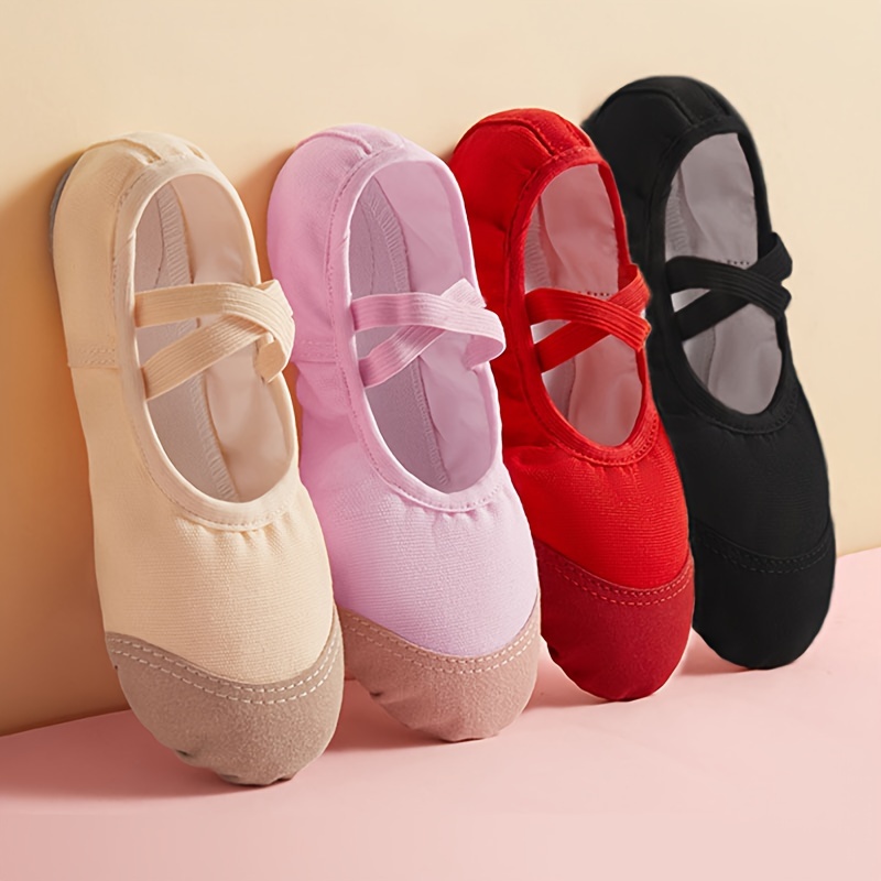 Children's Soft-Sole Dance Shoes, Kitten Paw Style Ballet Flats with No-Tie Design for Practice and Performance in Genuine Leather