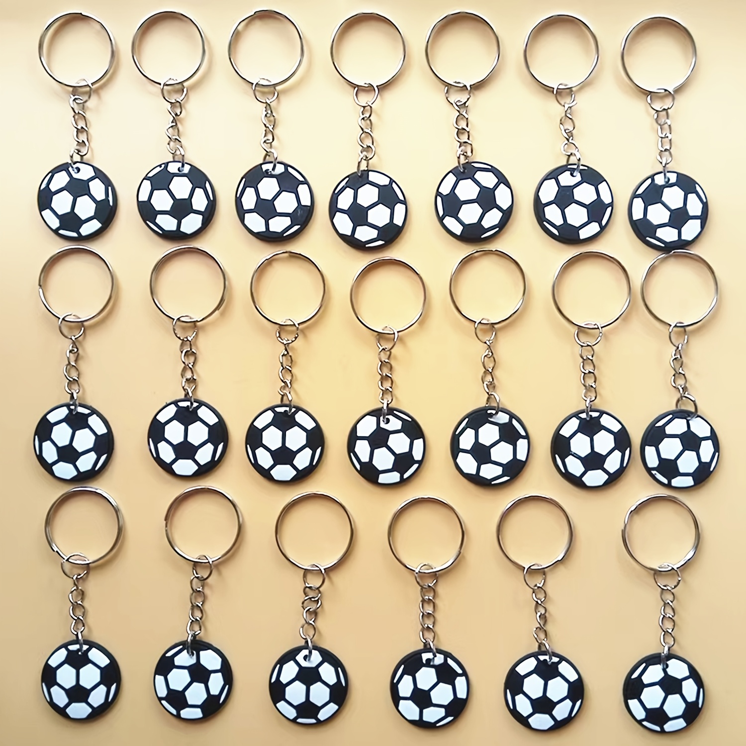 TEMU Portachiavi 2D Piatto, 20/42 Pezzi Portachiavi Metallo a Tema Calcio Cartoon, Accessorio per Borsa, Regalo per Fan e Feste Sportive, Idea per