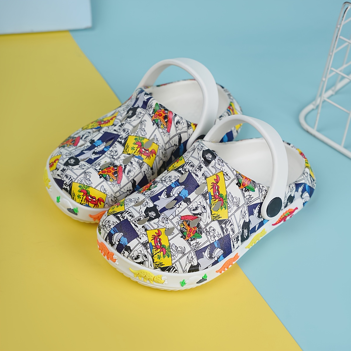 casual comfortable cartoon clogs for boys breathable lightweight clogs for summer details 0