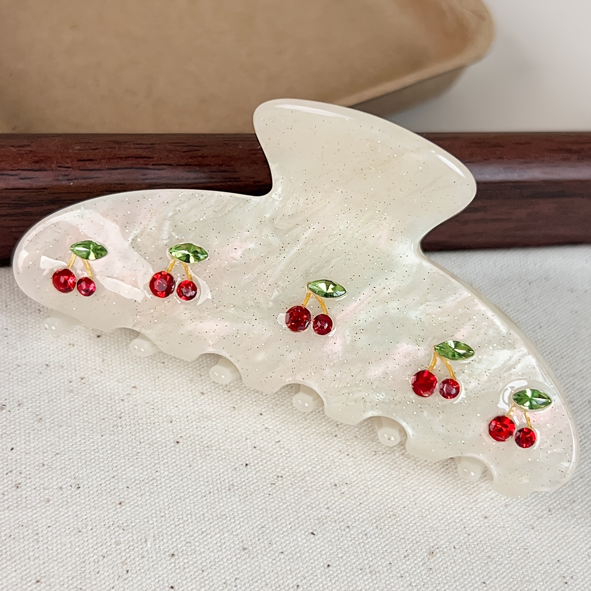 TEMU 1pc High-quality Milky White Iridescent Glitter Cherry Hair Clip Cute -of-head Acetate Hairpin Fresh Hair Accessory Home, Daily Commute, School,