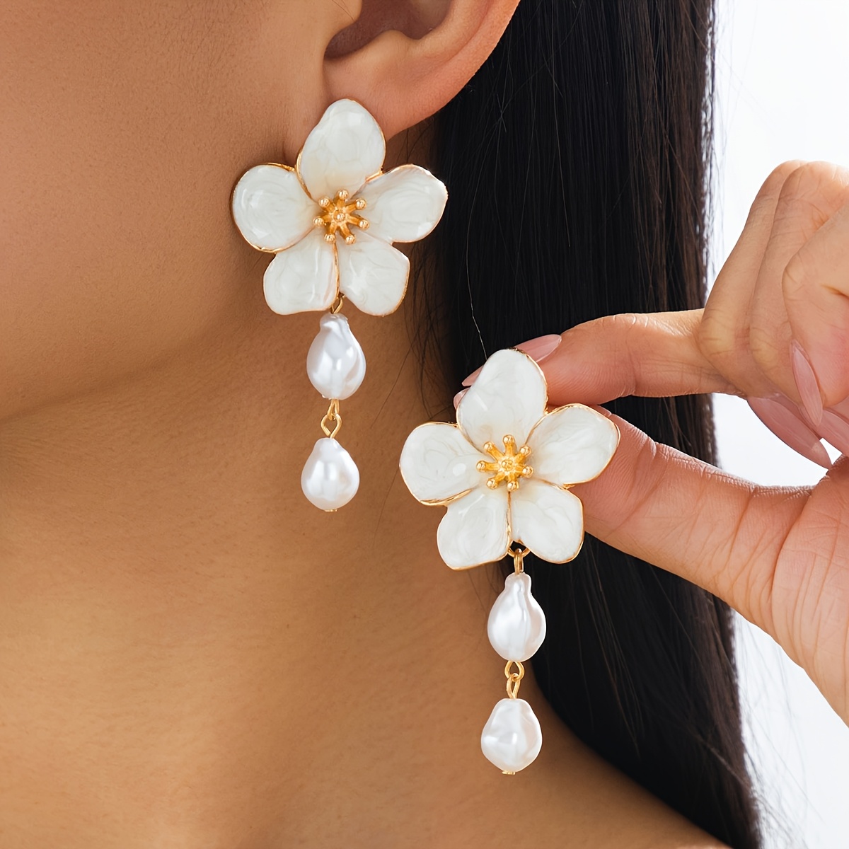 TEMU 1 Pair Of Elegant Style 5 Petal Flower Pendant Flower Shaped Earrings Suitable For Women' Wear Valentine's Day And Mother's Day Gifts