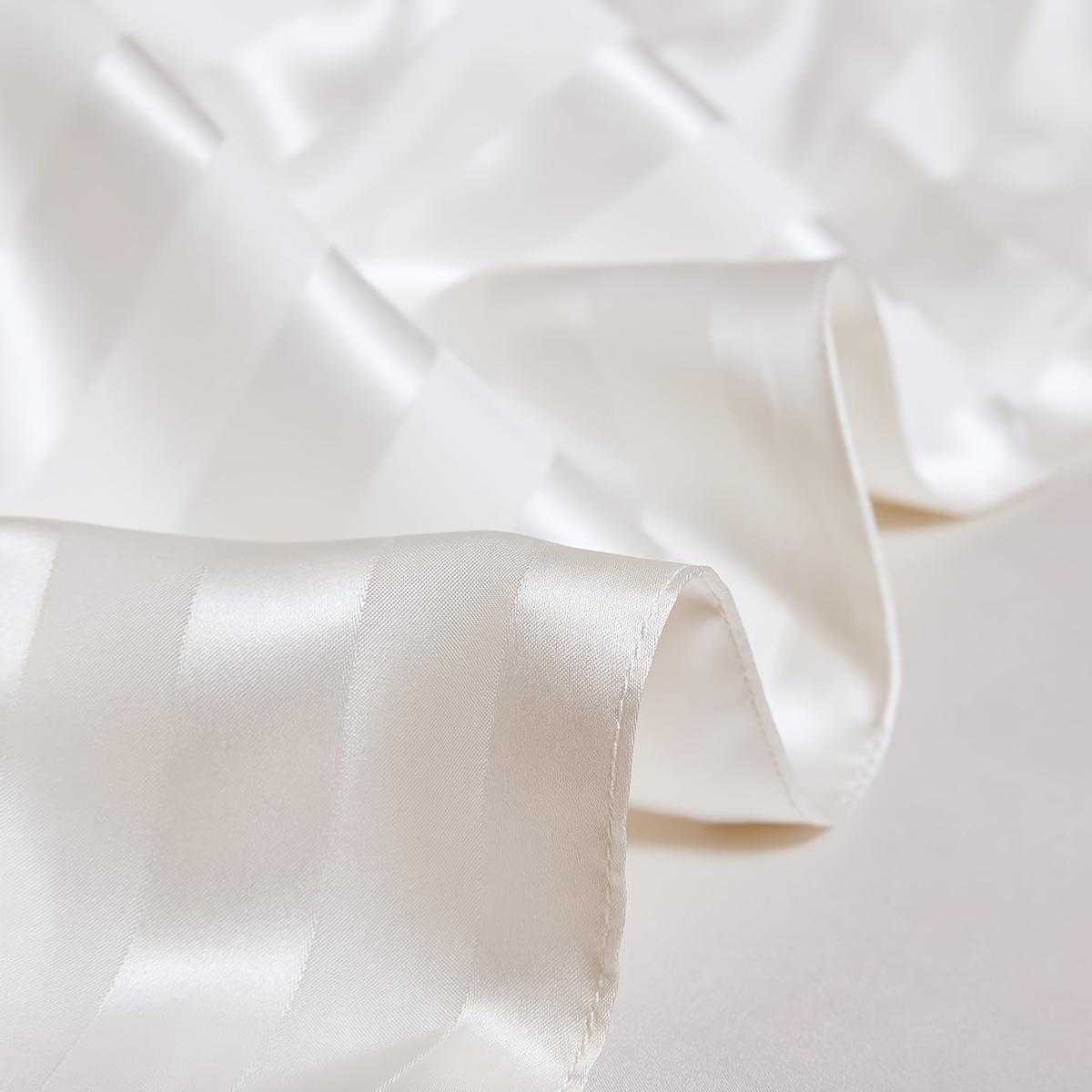 2-пакет мягких наволочек   satin, шелковисто-гладкая упаковка, полосатый  , предотвращение повреждения волос, устойчивость к морщинам, машинная стирка, 200-250г/м² полиэстер для домашнего использования Детали 5