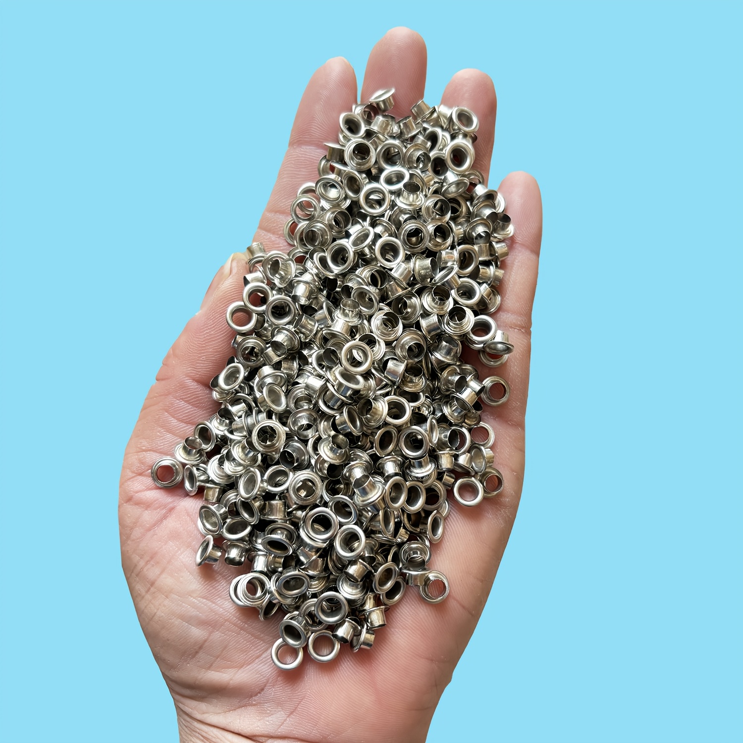 Image of 300 Sets Of 4mm Silver Grommet Eyelets With Washers For Combination Use, Suitable For Bags, Shoes, Clothing, And Crafts