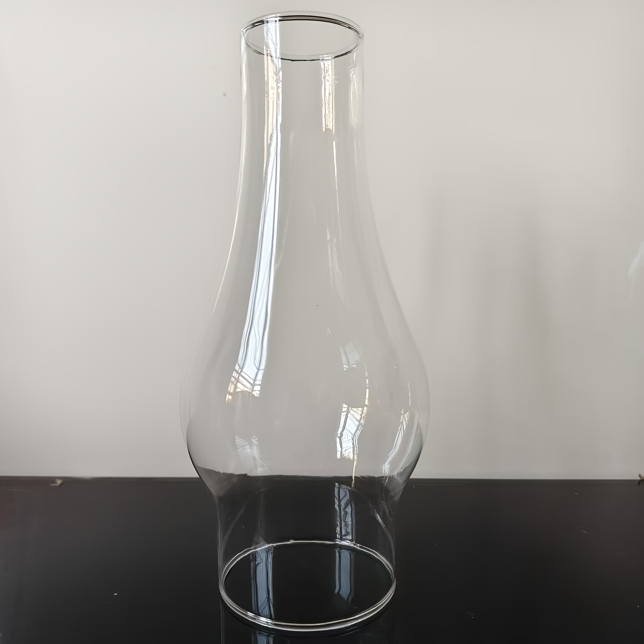 [gentle Glow] Large Clear Glass Candle Holder With Windproof Design – Transparent Hexagonal Shape, High-quality Blown Glass For Decor, Indoor Use