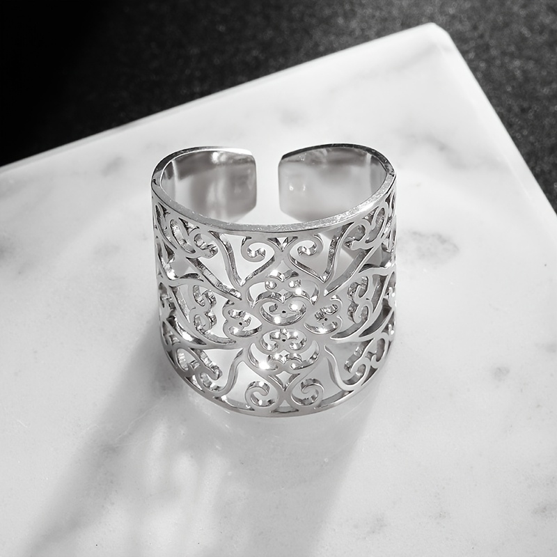 1pc Fashion Stainless Steel Hollow Pattern Ring Bohemian Style Wide Ring Unisex Daily Casual Ring Party Gift