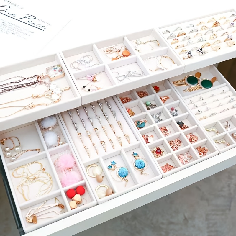 Exquisite Yellow Multi-Layer Velvet Jewelry Organizer