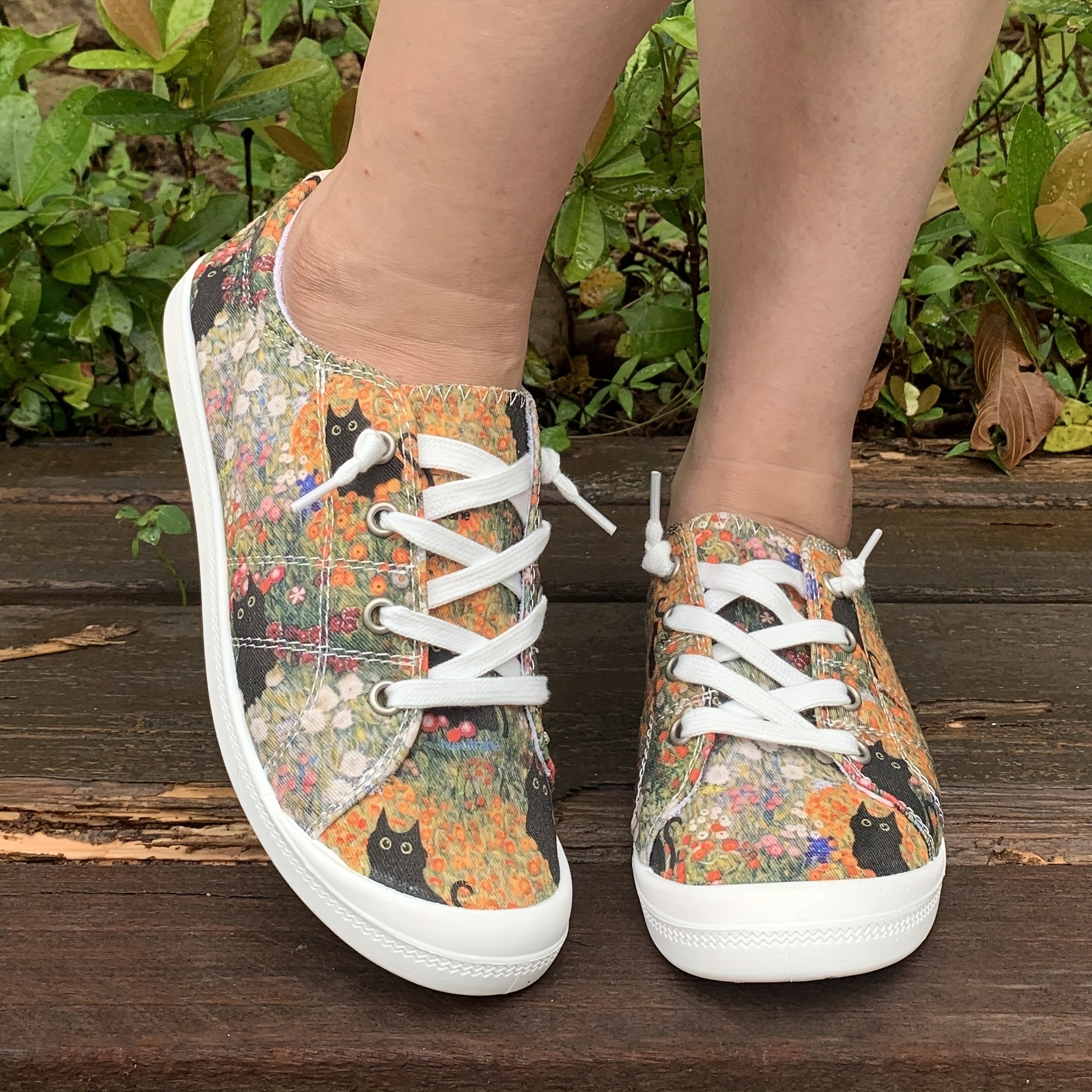 

Women's Floral Cat Print Canvas Sneakers, Slip-on Lazy Shoes, Comfortable Soft Sole, Versatile Casual Shoes For All Seasons