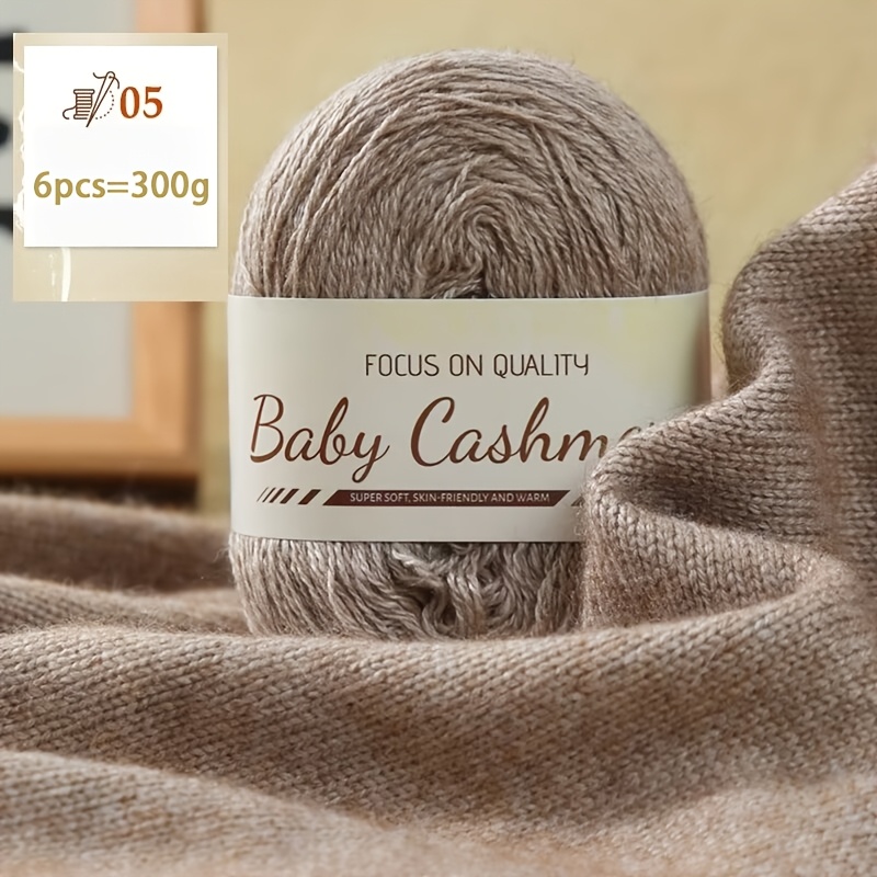 E-shop Hochwertiges, leichter Luxus-Garn aus mittelfeiner Kaschmir-Wolle, ein lässiges Strickmaterial für Handstrickarbeiten. Geeignet zum Weben von