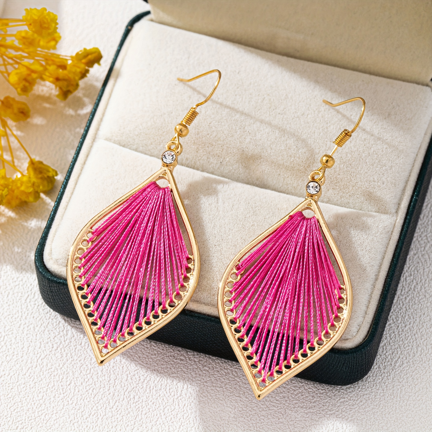 E-shop 2 Stück Bohemian Elegante Retro Geometrische Handgewebte Damen Ohrringe, Bunte Fadengewebte Ohrringe, Geeignet für Feiertage, Partys, Feste,