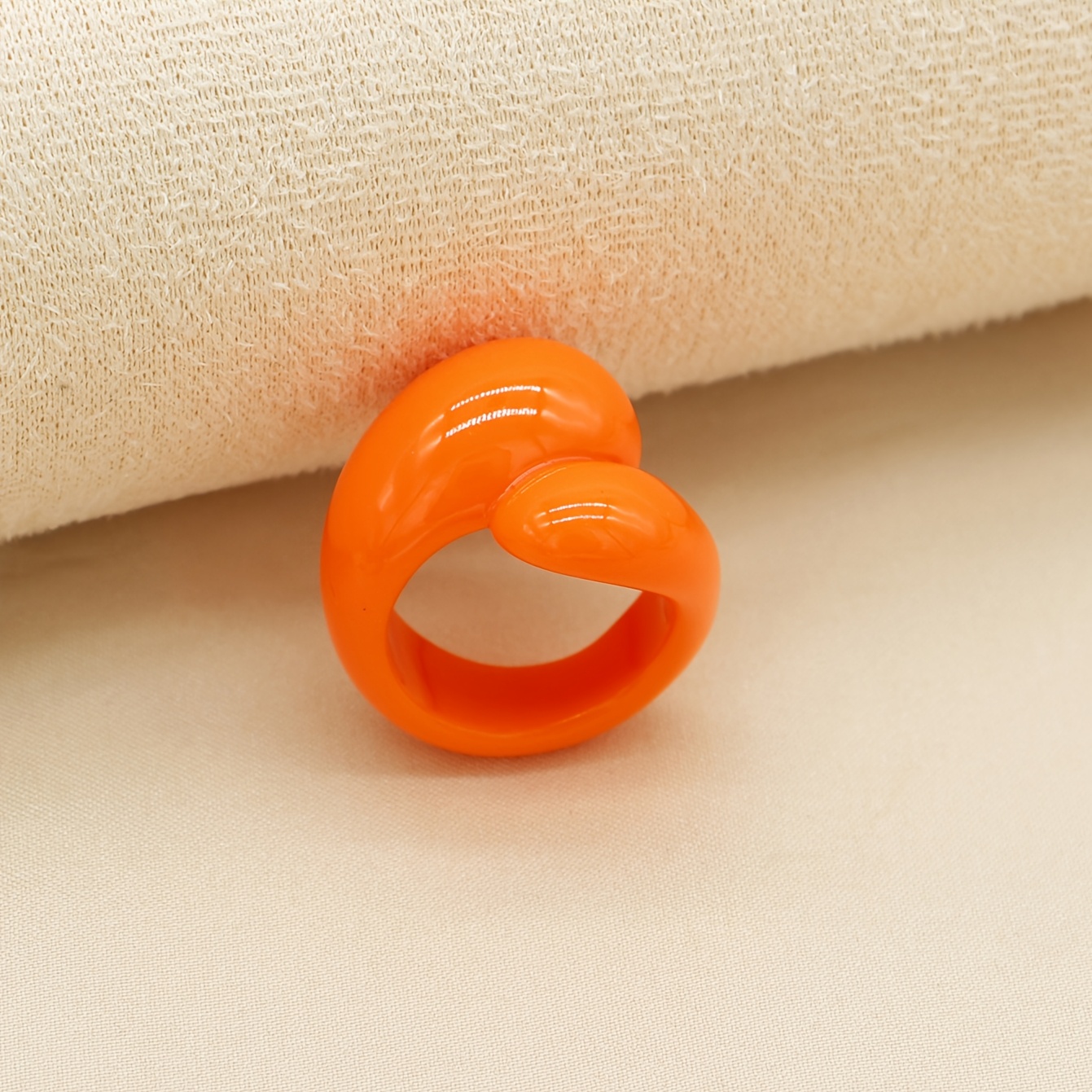 1 Ring, Bohemian Style, Vintage Minimalist Resin Closed Ring, Versatile Fashionable Elegant High-end Feel, Suitable For Daily Wear