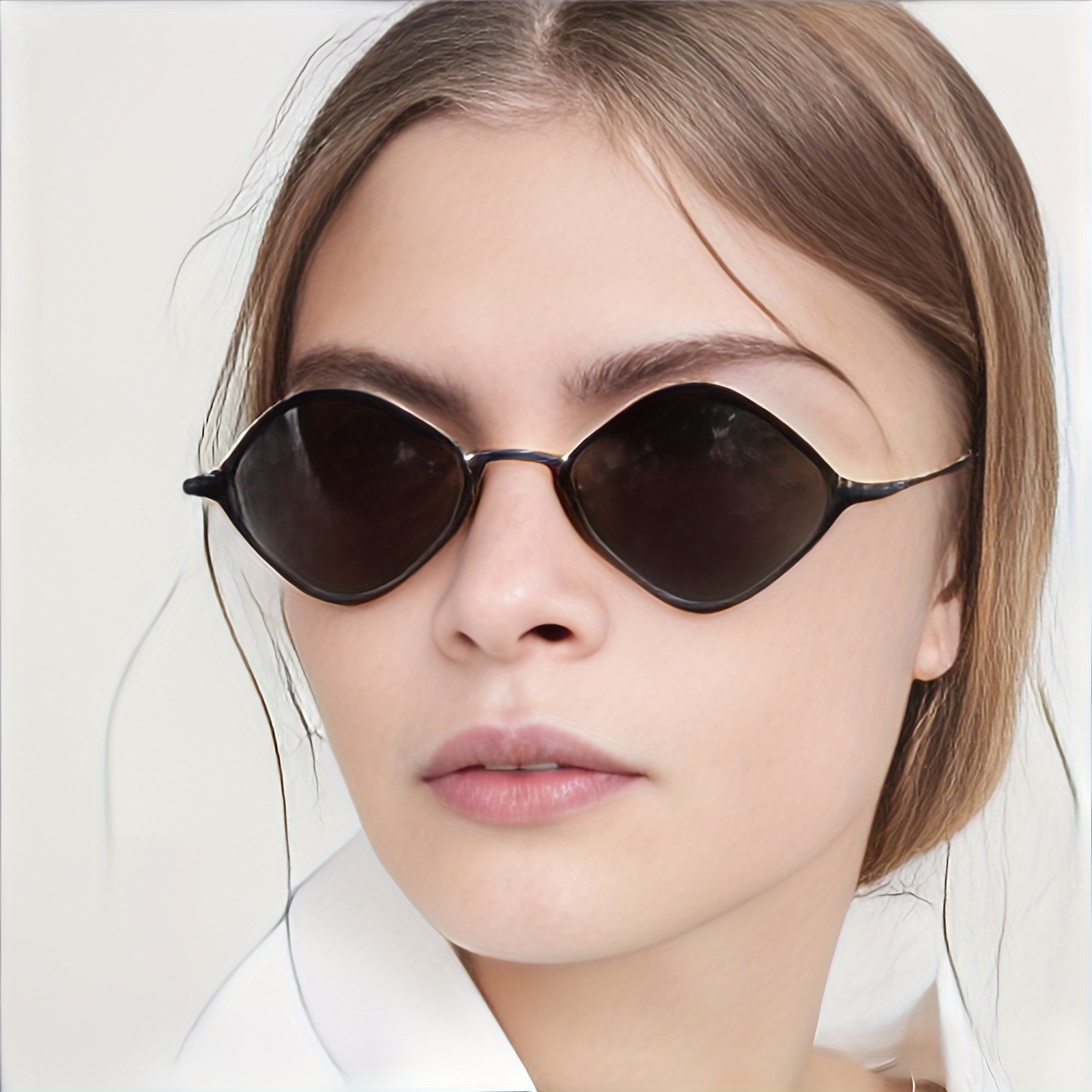 

Trendy Hip-hop Bungee Glasses Female Fashion Anti-glare Sun Shadow Glasses For Decoration