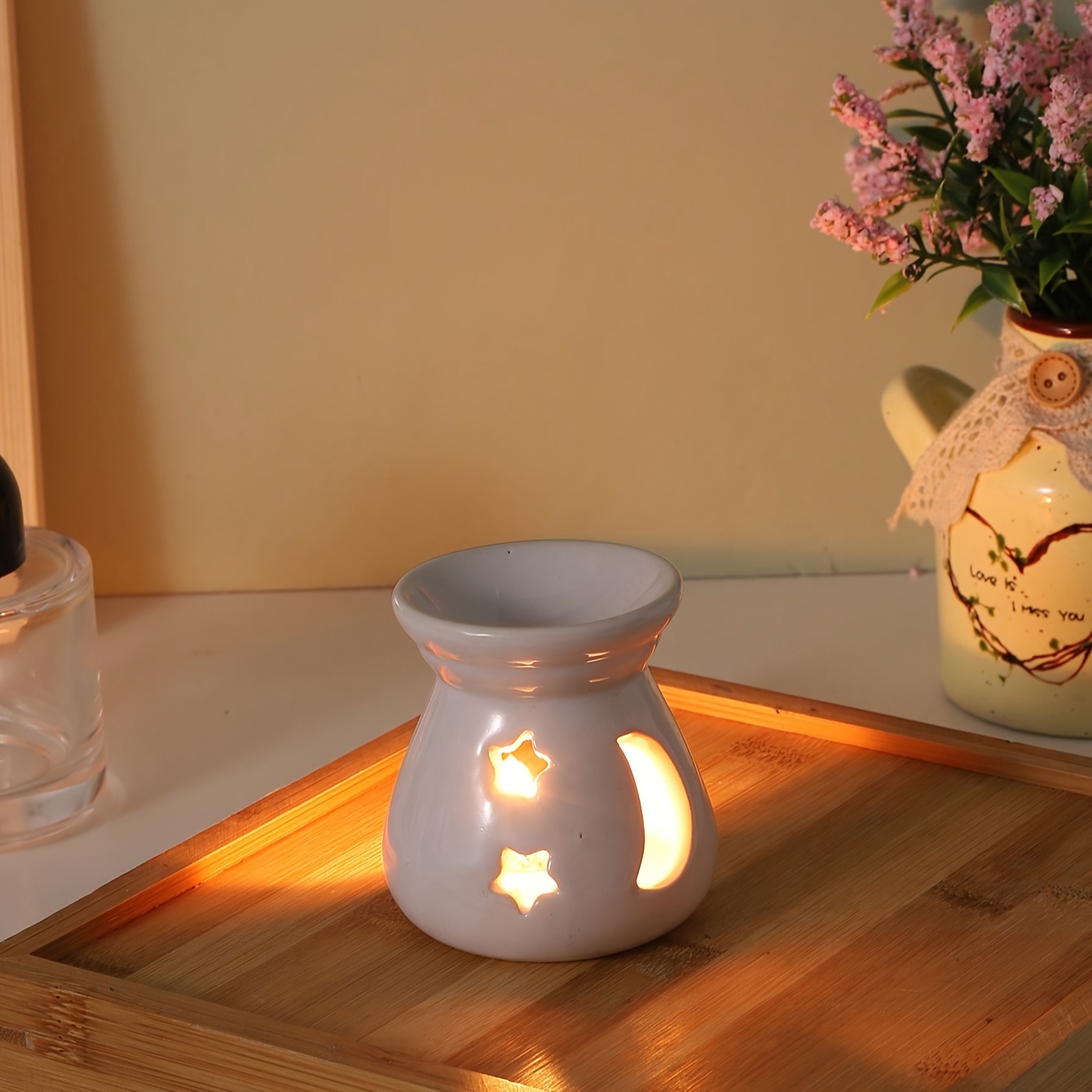 TEMU 1pc Ceramic Aromatherapy Oil Burner, And Design, Unscented, Ideal For Christmas, Halloween, Easter, Valentine's Day, Mother's Day