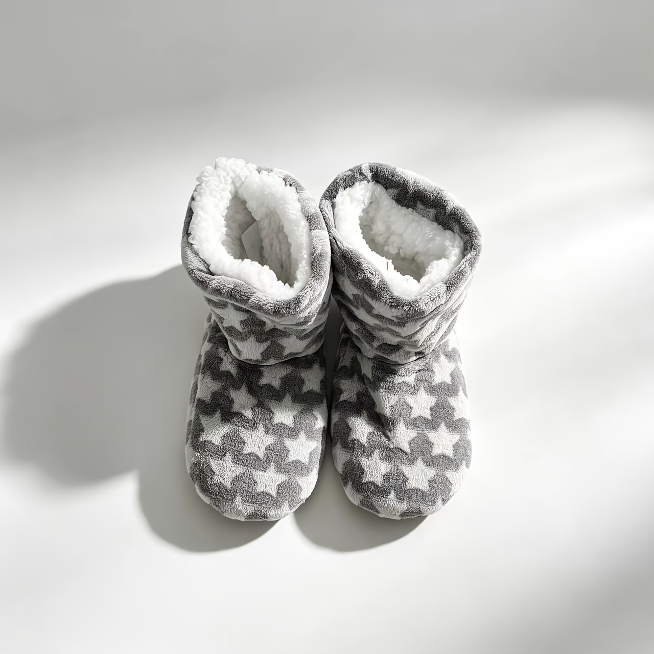 TEMU Exquisite And Stylish, With Pentagram Embossed Pattern / Comfortable And Warm, Cold-proof And Noise-reducing, Indoor Floor Short Boots, Hand