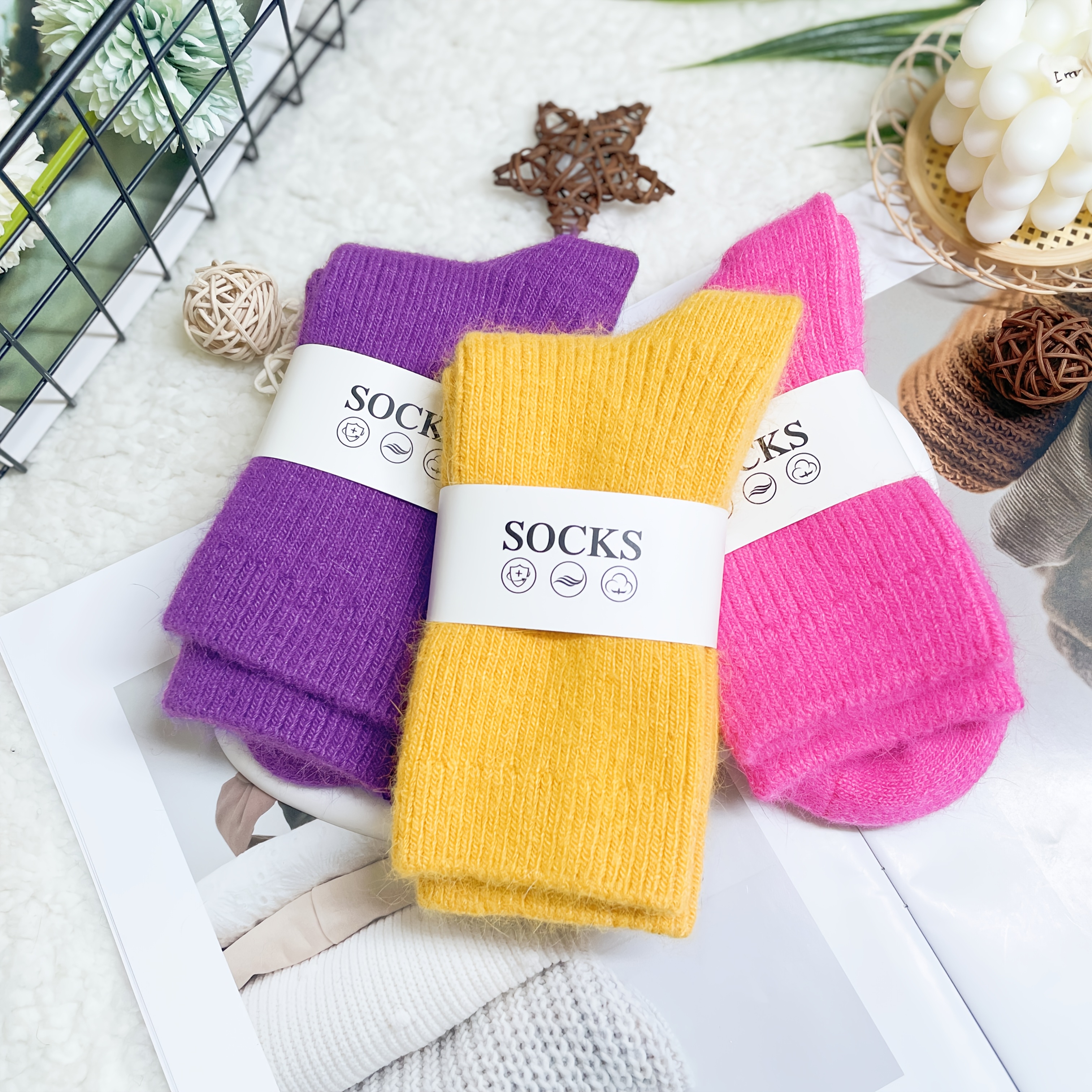 3 Pairs Women's Winter Thick Wool Socks - 15 Color Options Thermal Plush Crew Socks, Ultra Soft Fuzzy Warm Socks For Cold Weather, Non-slip Ready (black/grey/beige/more)