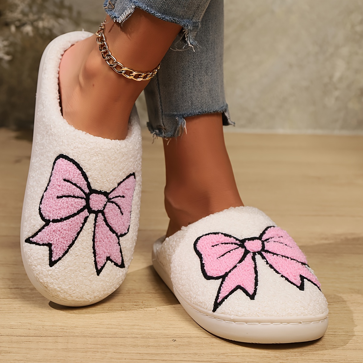 

Slipper Shoes For Home, Cartoon Butterfly Knot Design, Soft And Warm, Anti-slip, Indoor Slippers For Women