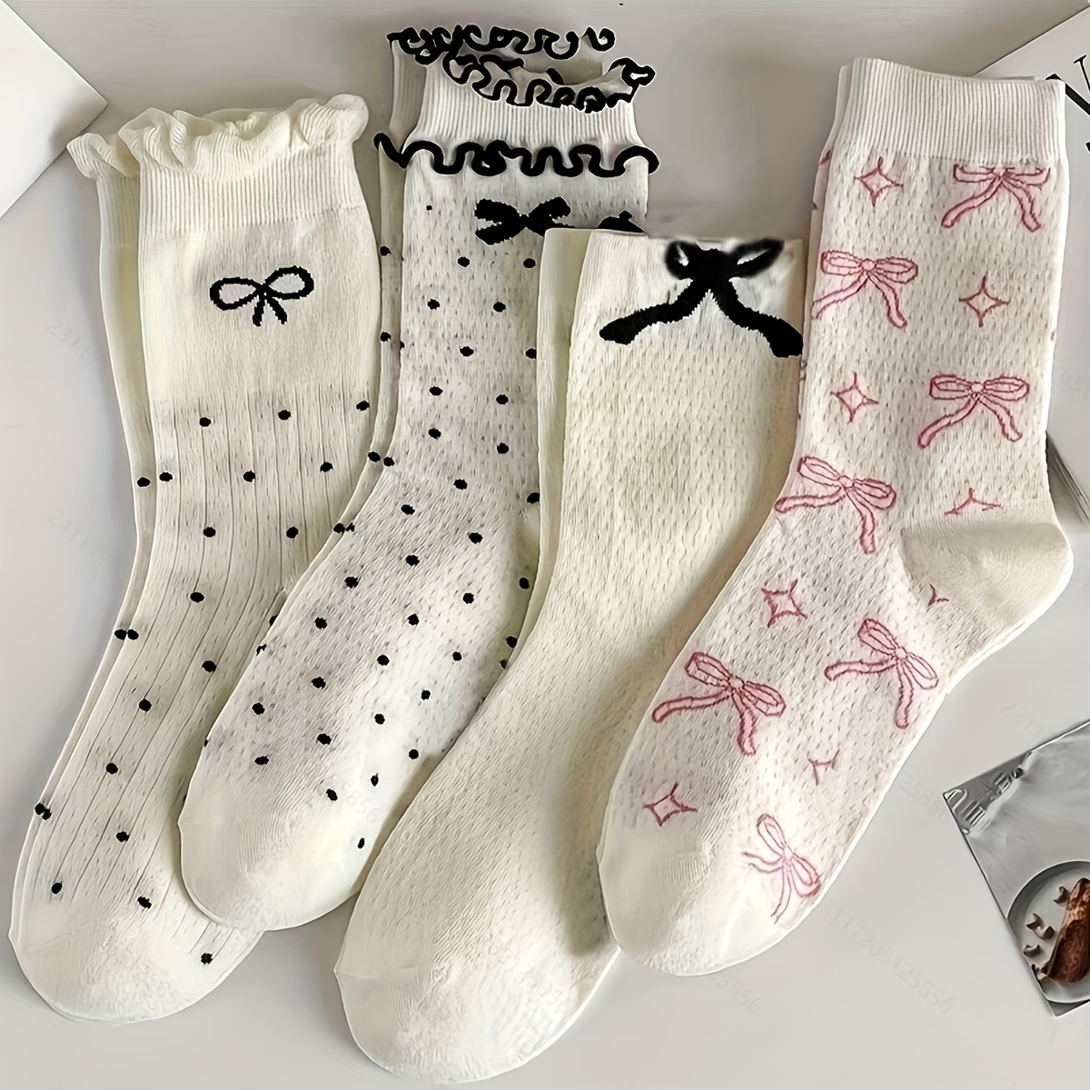 TEMU 4 Pairs Random Delivery Bowknot Socks For, Mid-calf Thin Sweat-absorbent Long Socks Black & White All-match