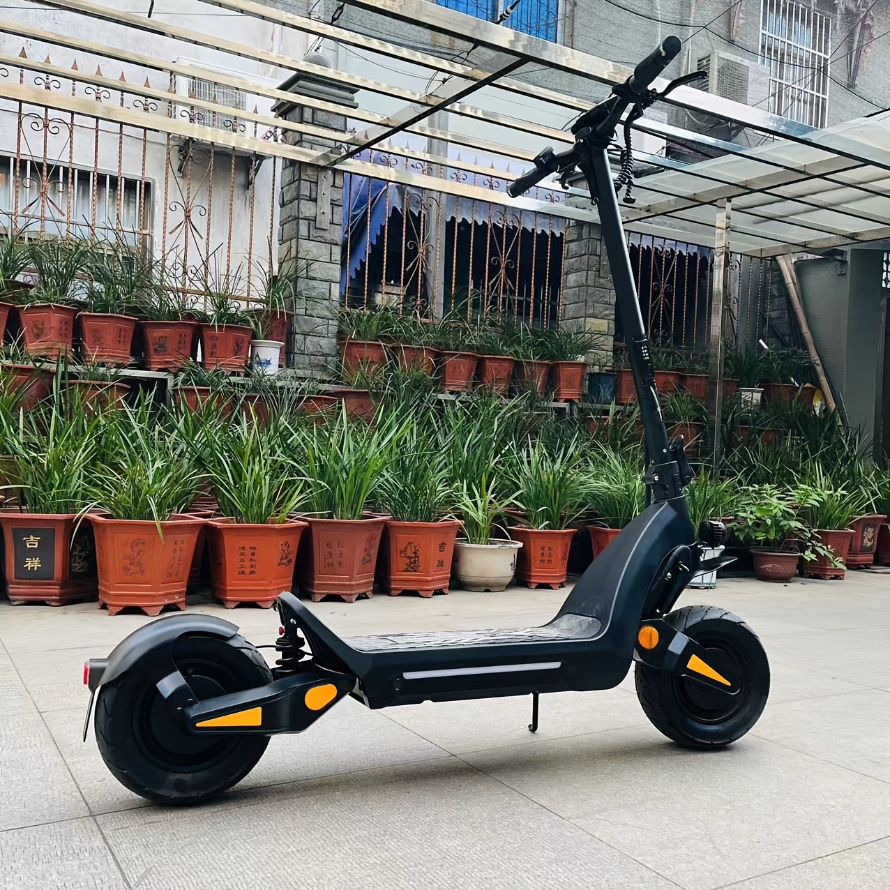 dt06 dual motor 48 miles max range adult all terrain electric scooter suitable for city use foldable lightweight stylish and shock absorbing commuter scooter Product details 4