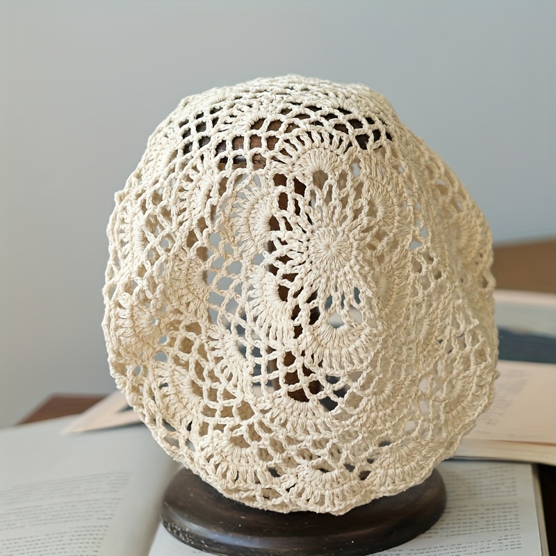 A Women's Fashionable Openwork Hand-crocheted Elegant Beret, A Thin And Breathable Versatile Spring/summer Head Wrap That