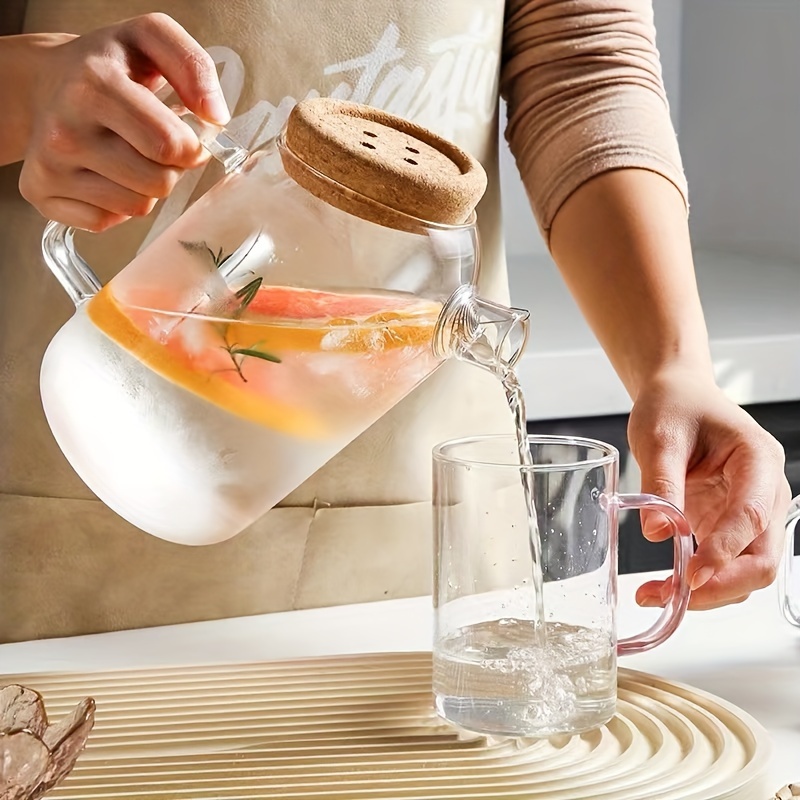 Caraffa per acqua in vetro con coperchio in acciaio inossidabile e manico e  beccuccio caraffa per acqua resistente al calore per bevande fredde calde -  AliExpress