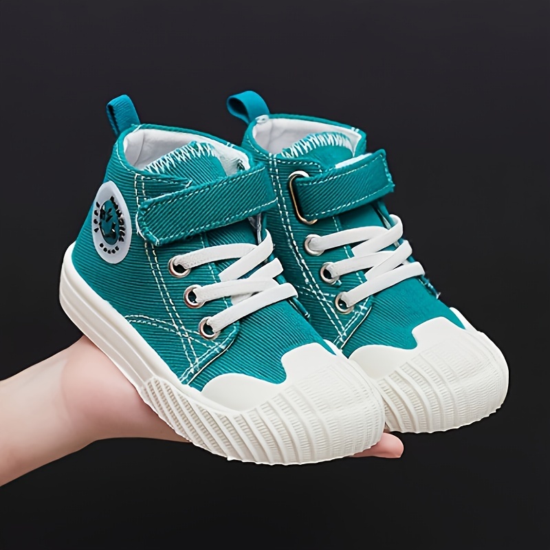 Cute walk by sales babyhug casual shoes