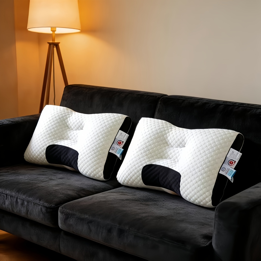 Single Or Double Luxury Hotel Pillows, Made of Fiber, Suitable for Beds. These Pillow Cores Are Crafted to Comply with European And American Standards, Featuring High-Quality Materials That Ensure Excellent Rebound And Fluffiness. Ideal for Hotels