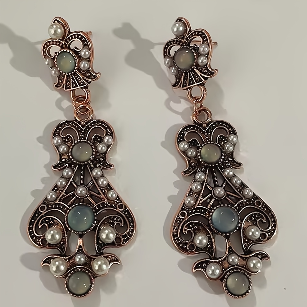 TEMU Pendientes colgantes de estilo corte vintage para mujer con un exquisito diseño , adecuados para uso diario, , banquetes y fiestas. Un regalo de