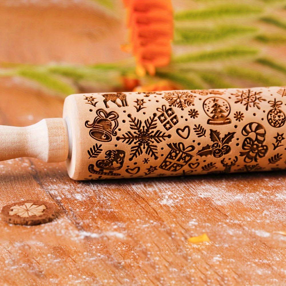 

Christmas Embossed Wooden Rolling Pin, 13.7 Inch Engraved With Festive Patterns - Ideal For Baking Cookies, Pastries, And Pottery - Holiday Kitchen Tool For Christmas, Thanksgiving, Valentine's Day