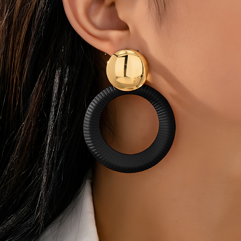 2pcs Colorful Spray-Painted Geometric Striped Circular Earrings