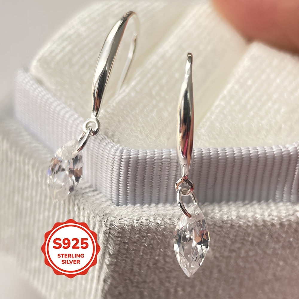 1 pereche de cârlige de urechi simple din argint 925, cu zirconiu cubic marquise mic, lucioase și drăguțe, potrivite pentru ziua de naștere, Ziua Îndrăgostiților, Anul Nou, Crăciun, Ziua Mamei sau cadouri de companie pentru sezonul școlar, oferă-le iubitei, soției, mamei, iubitului, clientului
