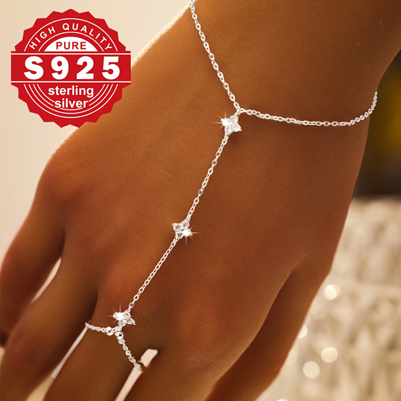 

A Ladies' Clover Ring Bracelet Made Of S925 Sterling Silver, Set With Synthetic Zirconia, Elegant And Exquisite In Style, Gifting, Hypoallergenic .61g.