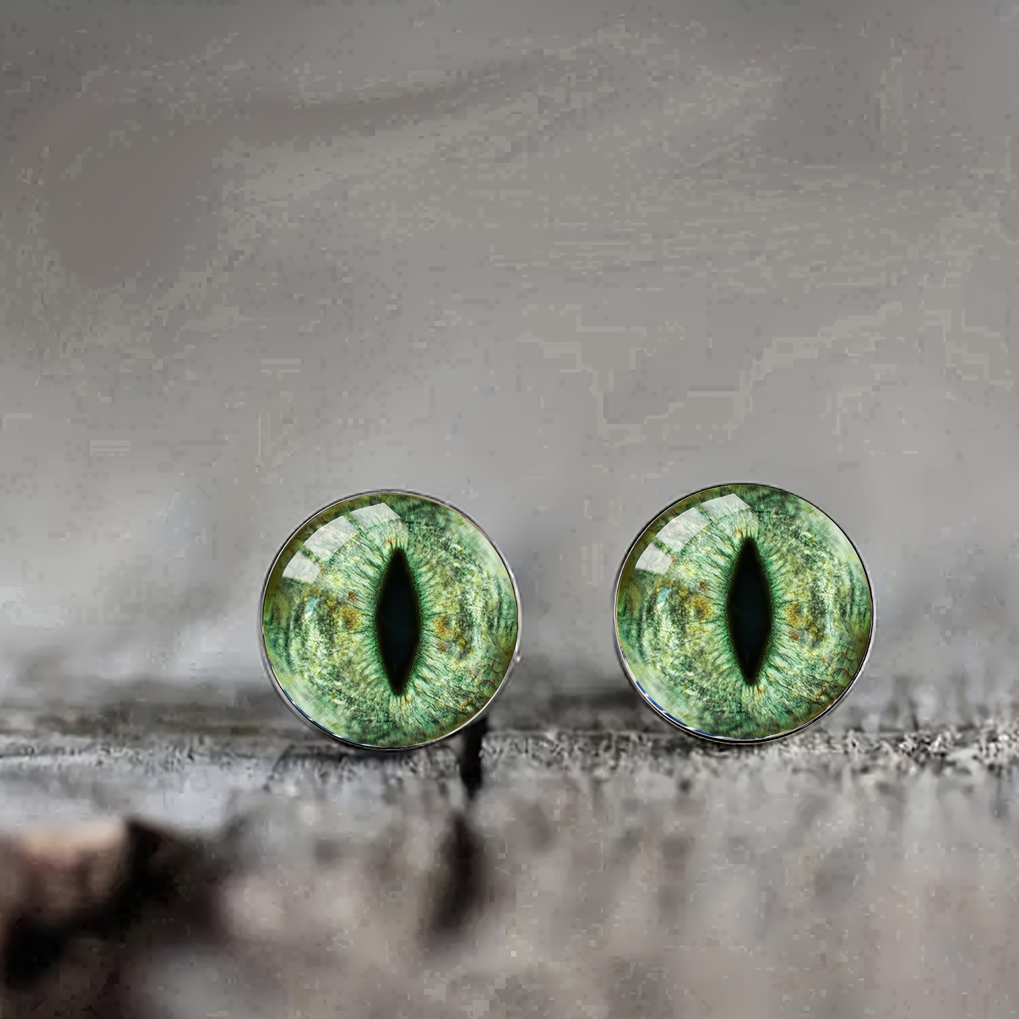 

Stainless Steel Stud Earrings With Lizard Eyes, Unique Minimalist Style For Men And Women To Wear As Holiday Accessories, Quirky Accessories For Halloween