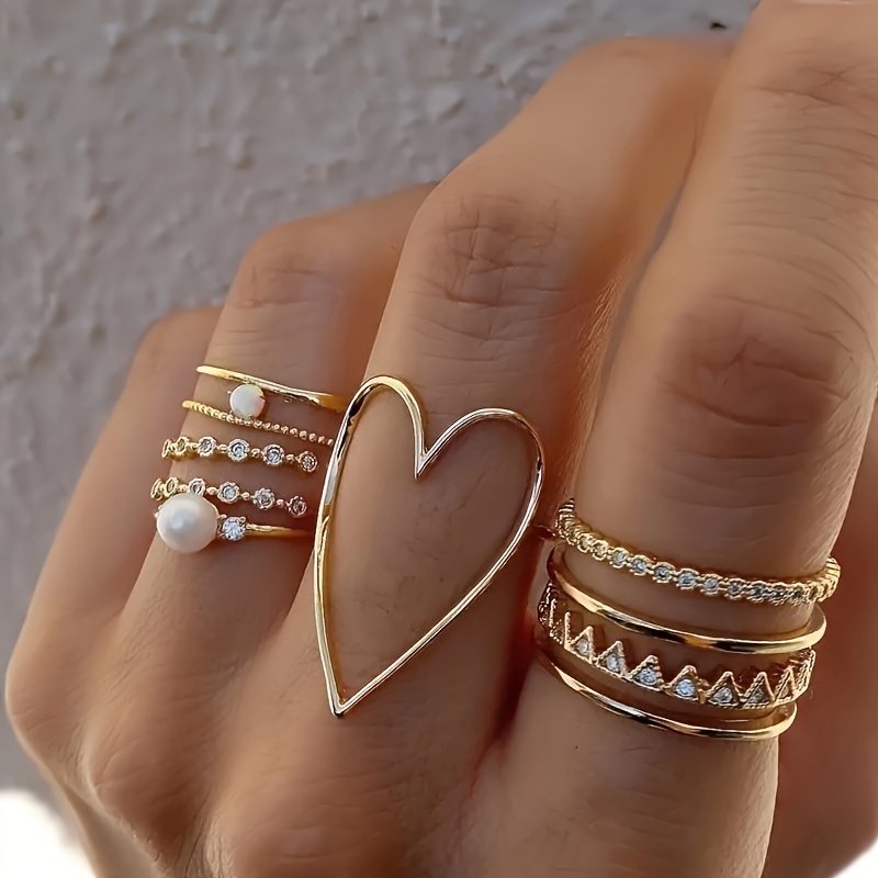 

Elegant 9pcs Y2k-inspired Ring Set With Sparkling Rhinestones - Large Hollow Heart Design, Zinc Alloy, Perfect For Daily Wear & Special Occasions