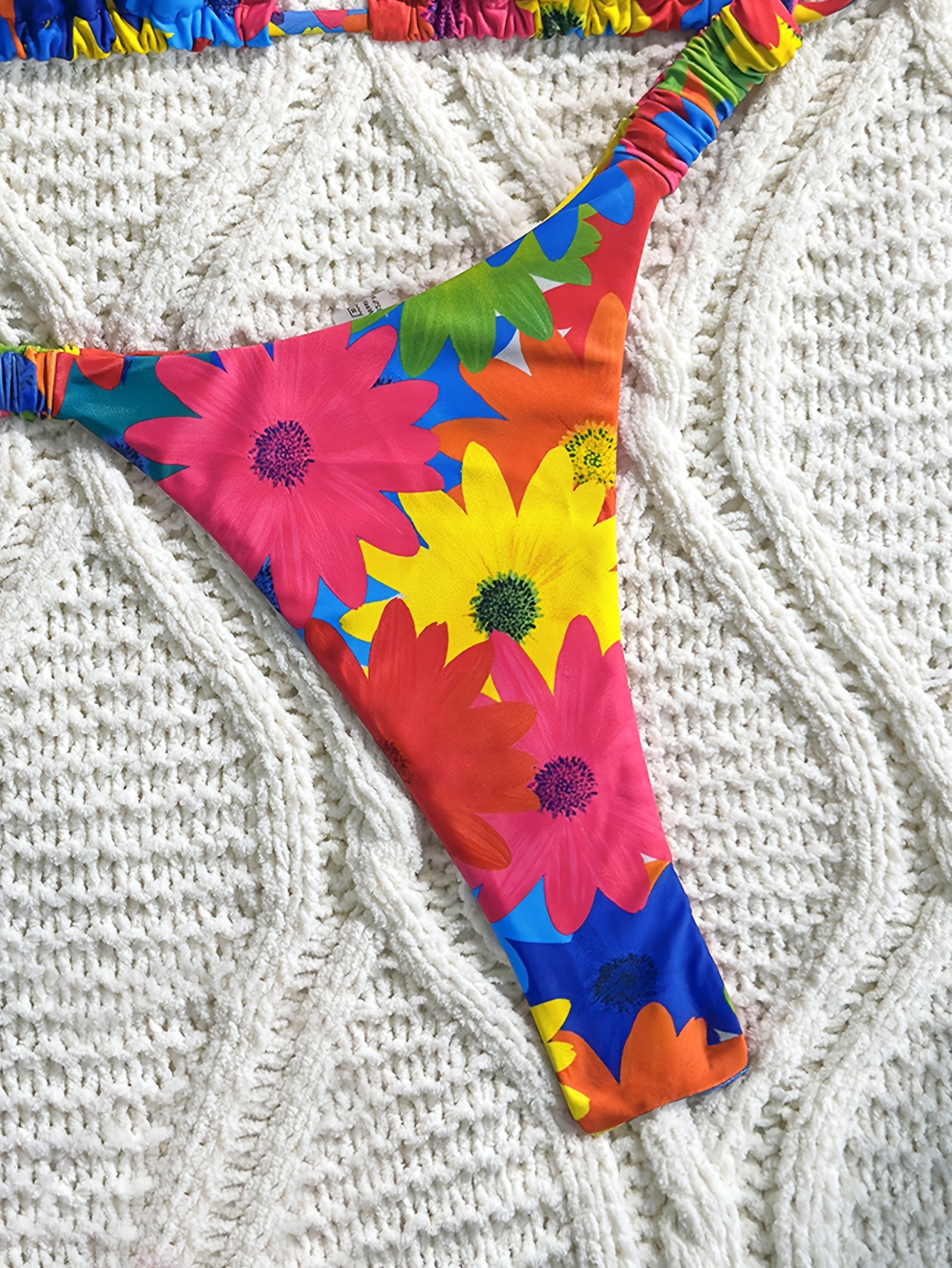 Large Flower European and American Fashion Foreign Trade Split Swimwear for Women Cartoon Printed Hanging Neck Fashion and Sexy Beach Swimsuit