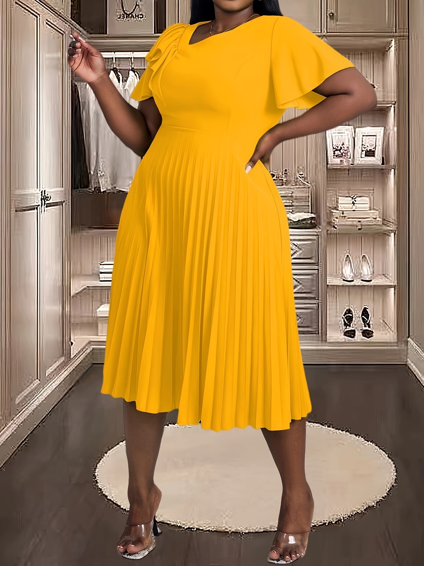 Plus Size - Plus Size - An Elegant Solid Color Dress with * Short Sleeves,  Pleated Details * Parties