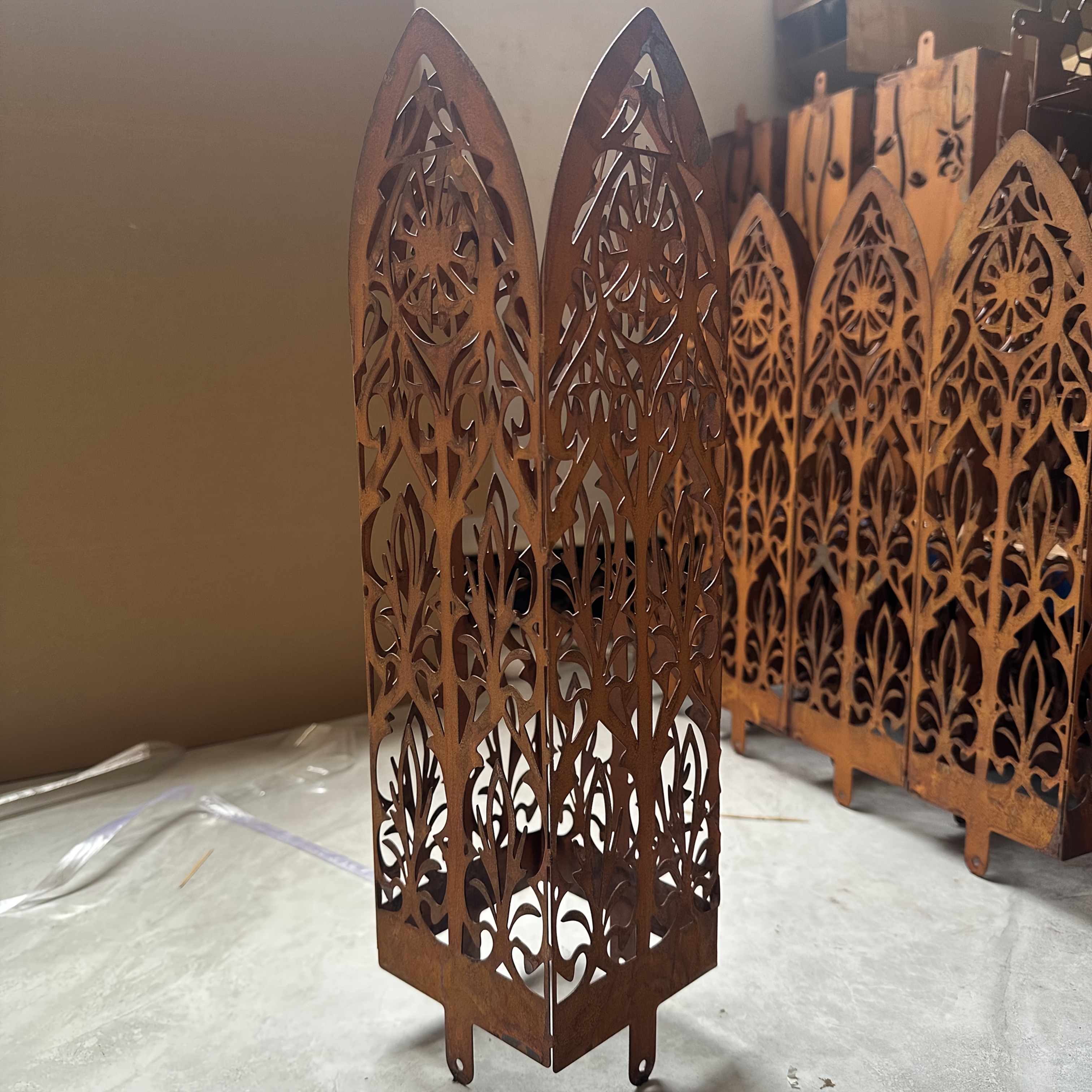 Image of Decor Garden Column - Straight Cathedral Top - Furniture And Decor - Handmade Metal - Wall Sculpture - Wedding Decor Outdoor And Garden Columns Landscape Design(excluding Batteries Bulbs)