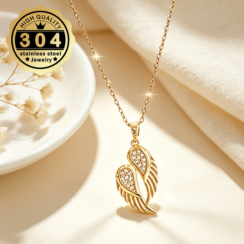 Women's Angel Wing Style Necklace with Synthetic Zirconia