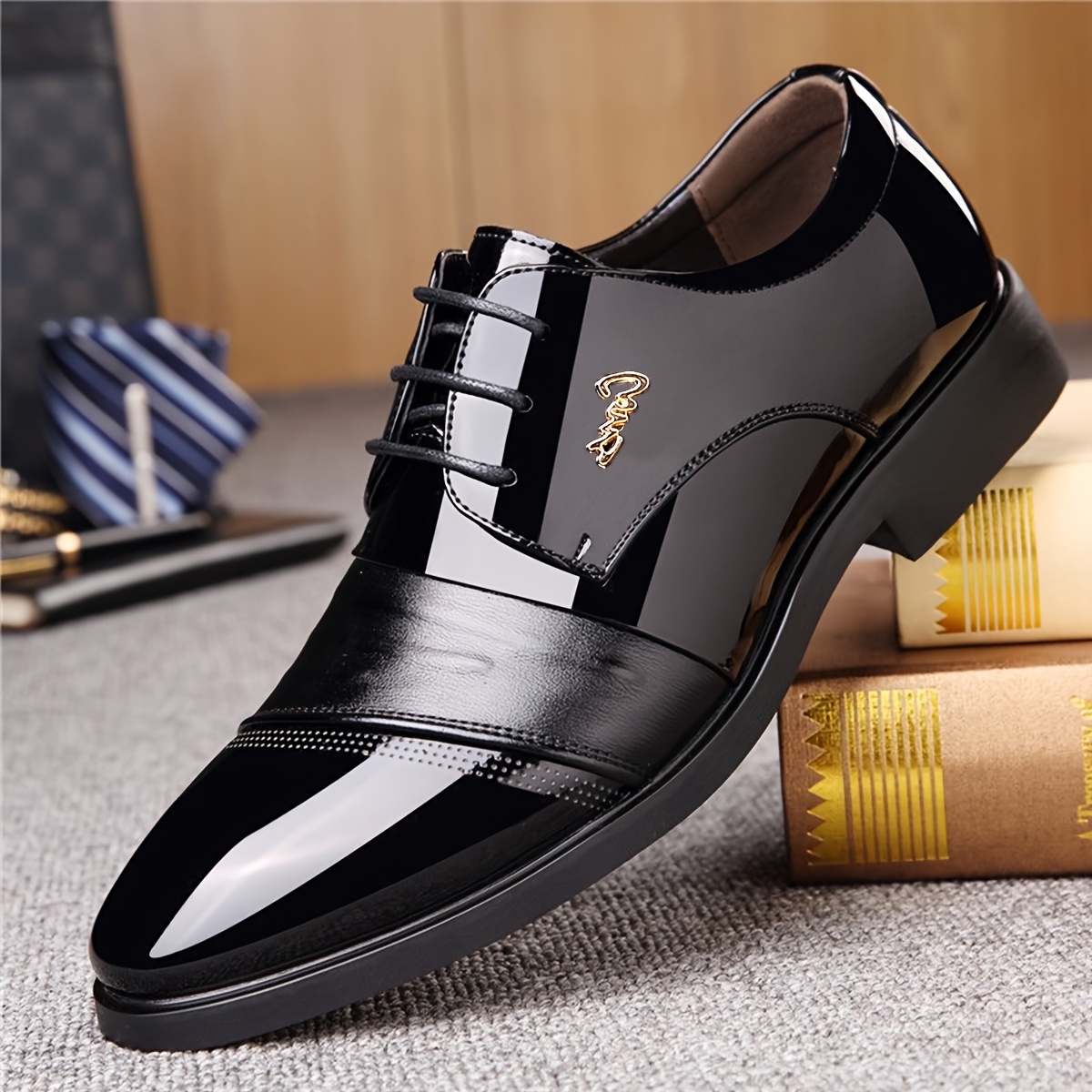 Chaussures habillées pour homme, Nouvelle arrivée Chaussures élégantes pour homme, Cadeau pour homme, Chaussures habillées décontractées d'affaires pour homme, Mocassins, Chaussures confortables pour homme, Chaussures antidérapantes pour pères d'âge moyen et âgés, Chaussures pour le travail, les