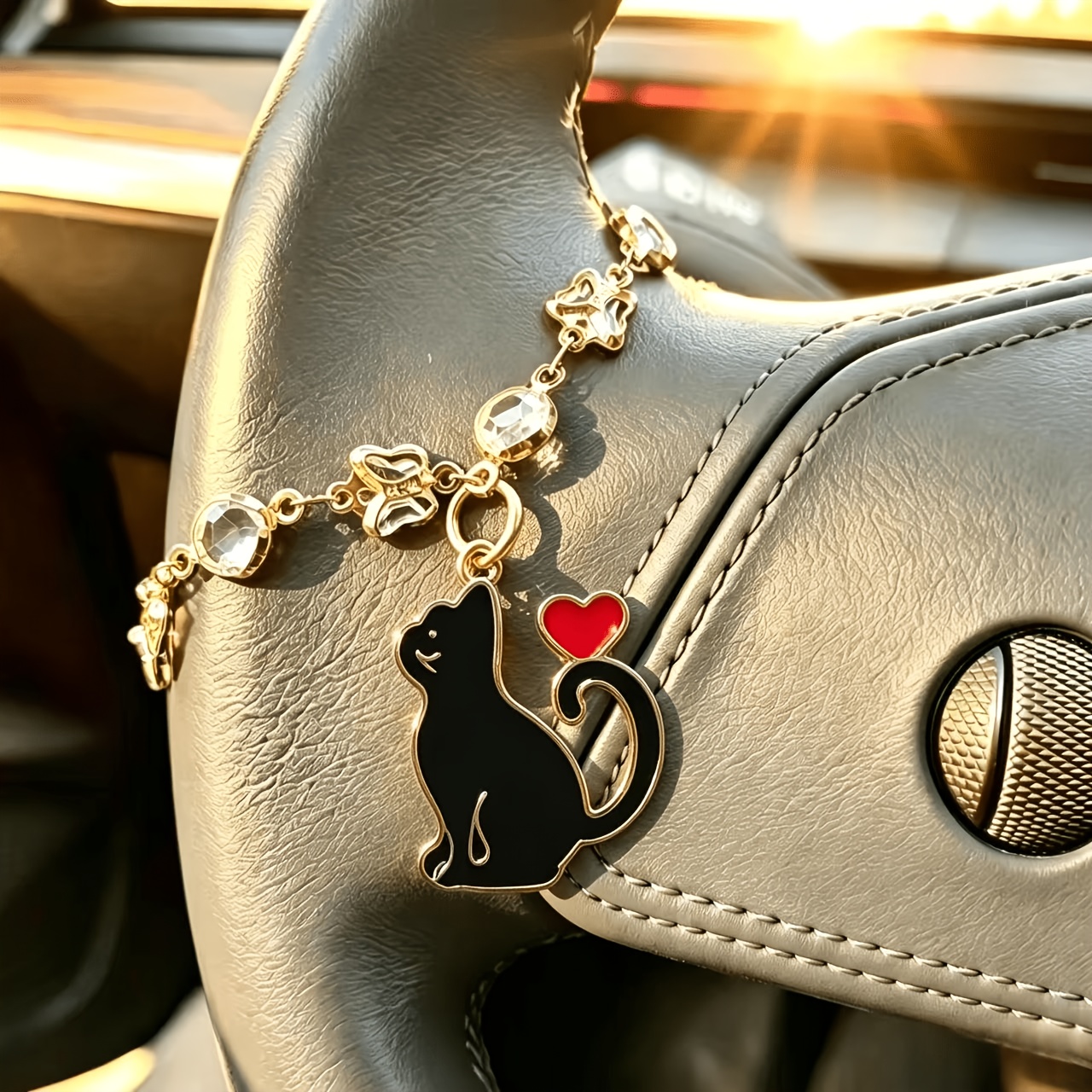 TEMU 1 pz Catena a con e Ciondolo a Forma di Cuore per Volante | Ornamento da Appendere per Auto | Accessori Auto | Decorazioni Auto | Decorazioni