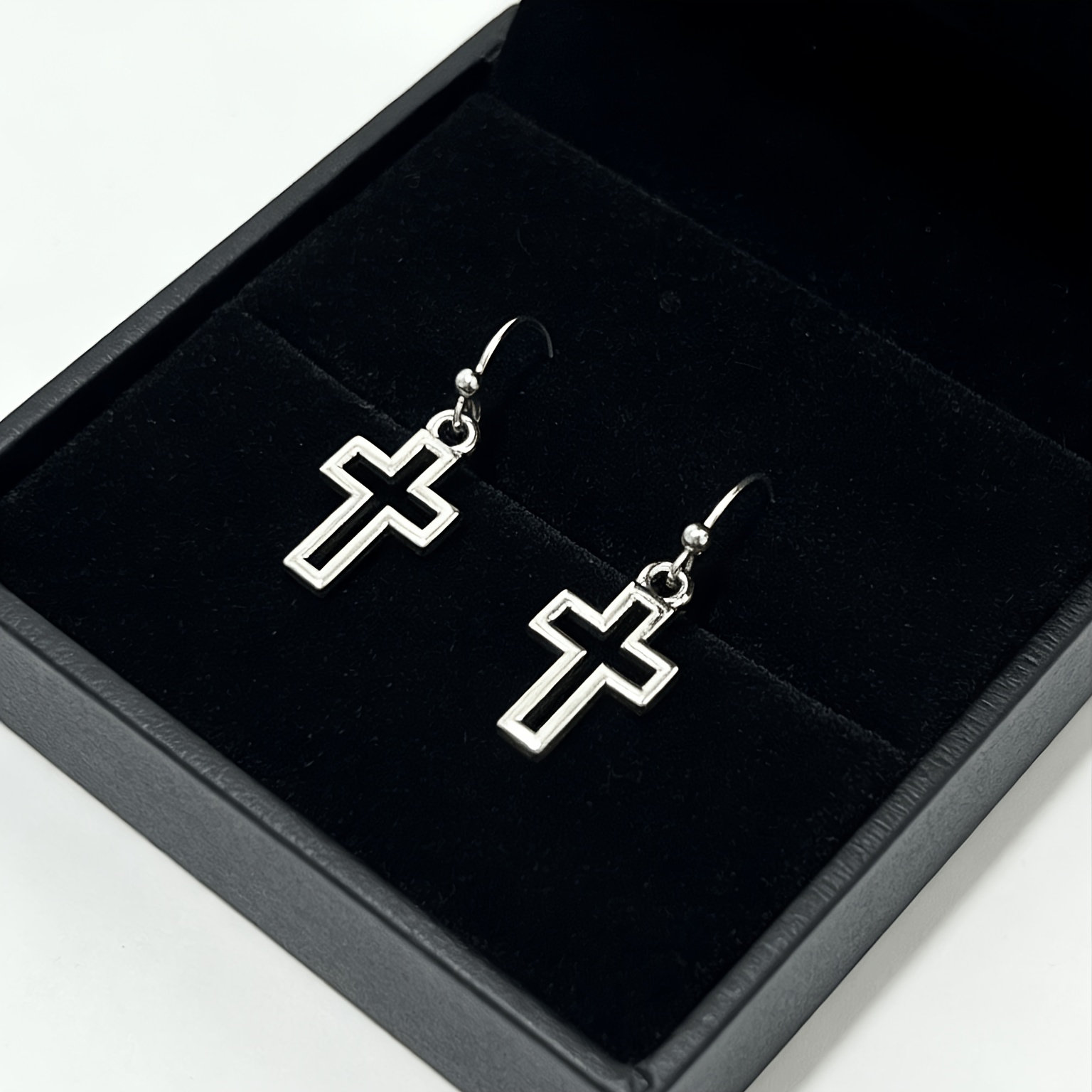 Minimalist Hollow-Out Cross Earrings — Unisex Versatile Design