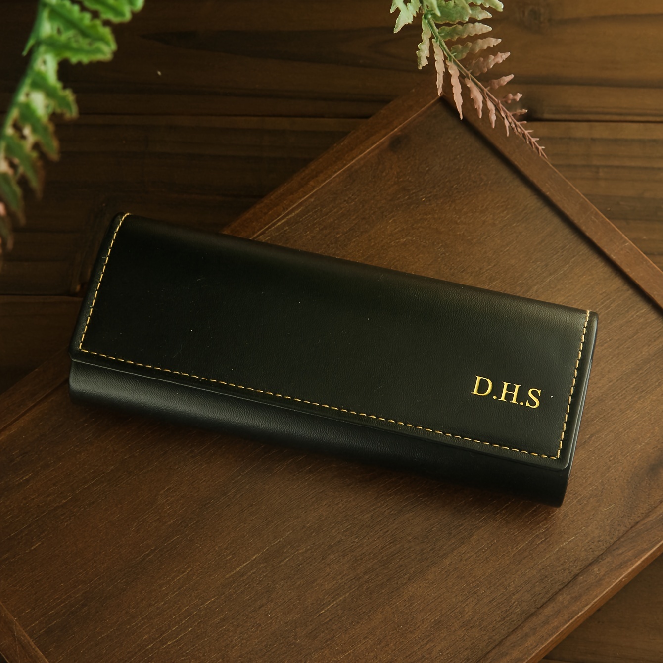Image of [custom] Personalized Name Glasses Case Glasses Holder Eyeglass Faux Leather Carrying Pouch Custom Minimalist Eyeglasses Case Engraved Mothers Day Gifts For Mom Dad Him Her Men Women
