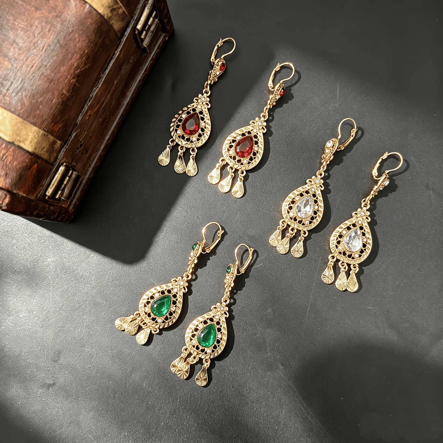 Women's Retro Alloy Hollow Water Drop Pendant Tassel Earrings
