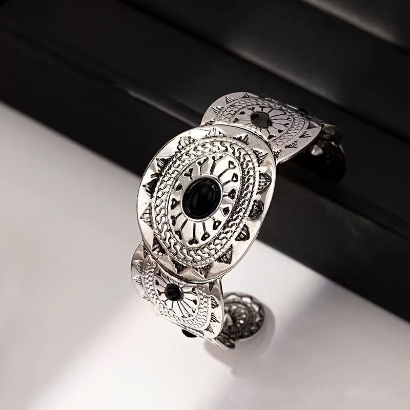 E-shop modischer schwarzer offener Armreif im Vintage-Gothic-Stil mit Schmuckstein-Einlage für Damen, geeignet für den , Partys Zusammenkünfte,