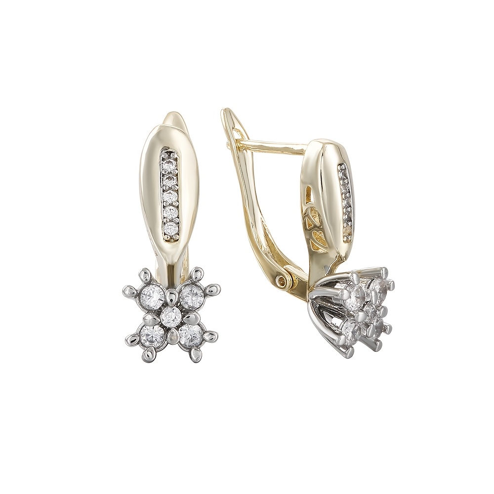 6-Claw Snowflake Cluster Synthetic Zirconia Earrings & Ring Set