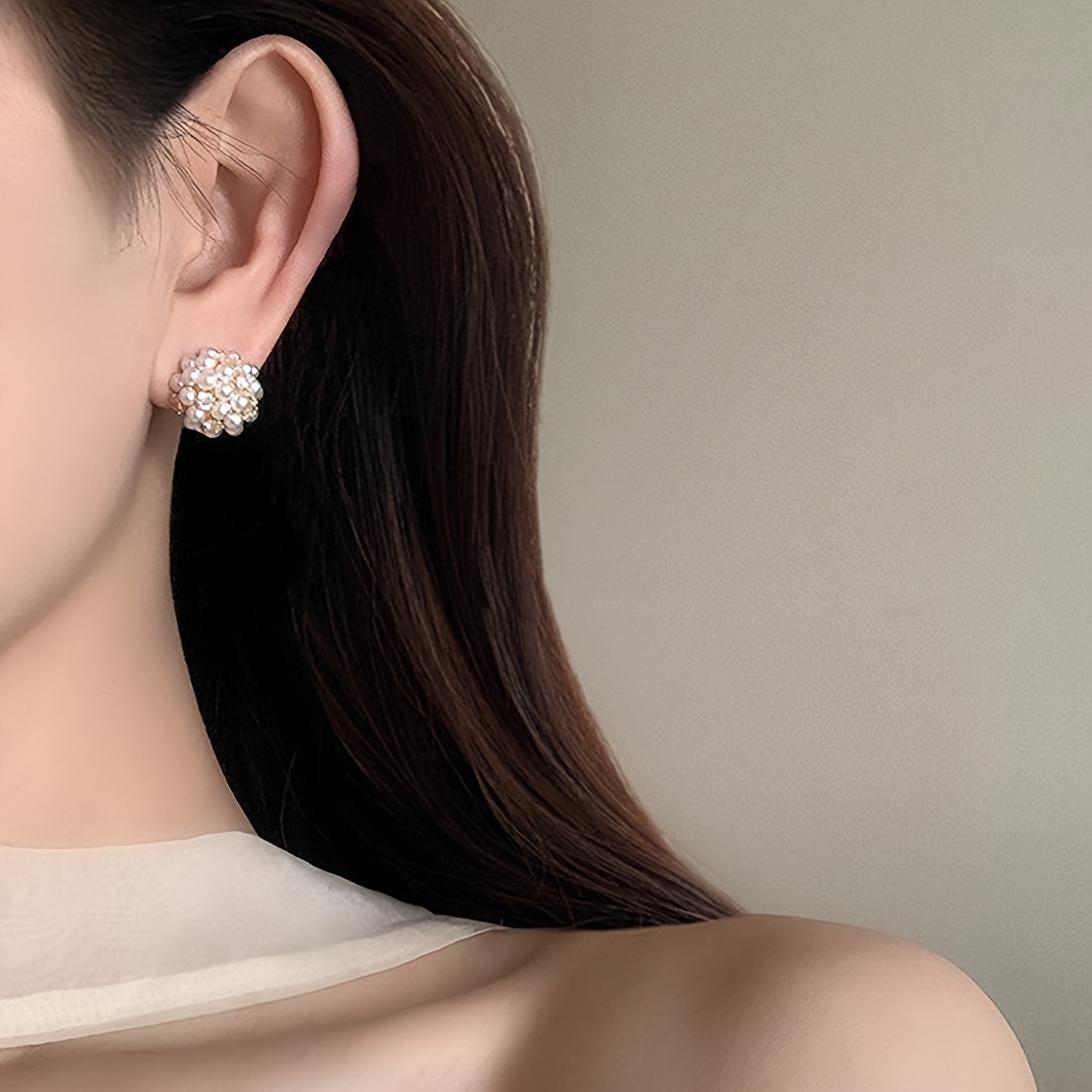 Women's Elegant Petite Cubic Zirconia Round Pearl Stud Earrings